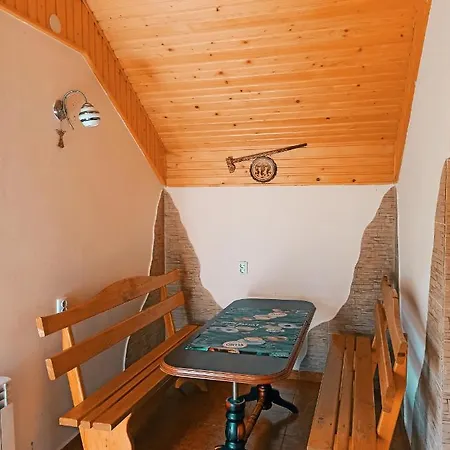 Alojamento de Turismo Selvagem приватна потічок Slavske