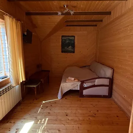 Lodge приватна потічок *