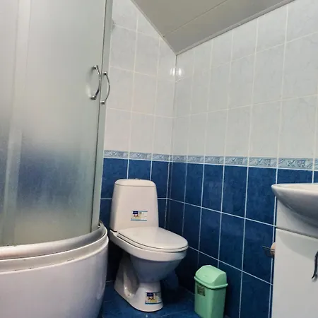 山林小屋 приватна потічок